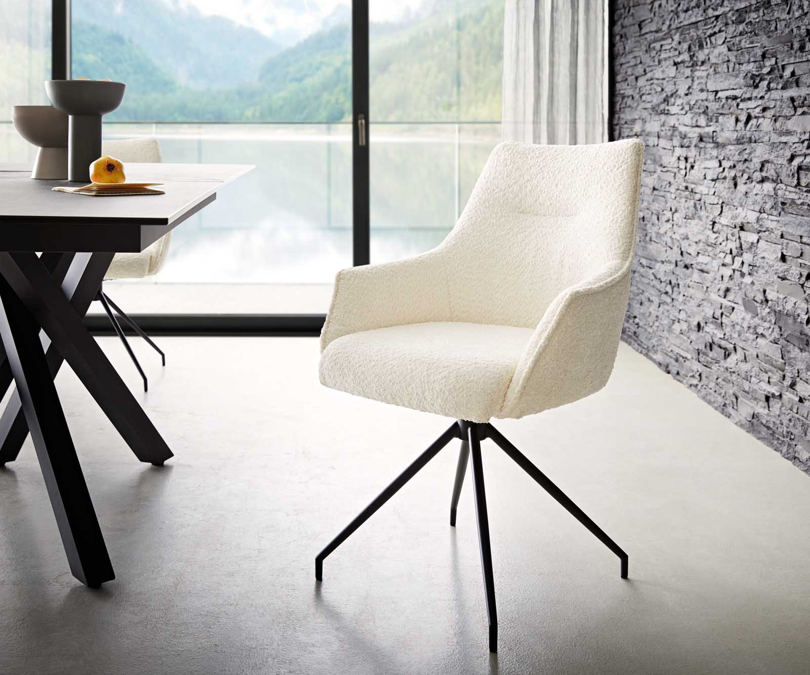 Chaise-pivotante Alja-Flex avec accoudoirs bouclé blanc pied croisé conique noir ressorts ensachés pivote sur 180°