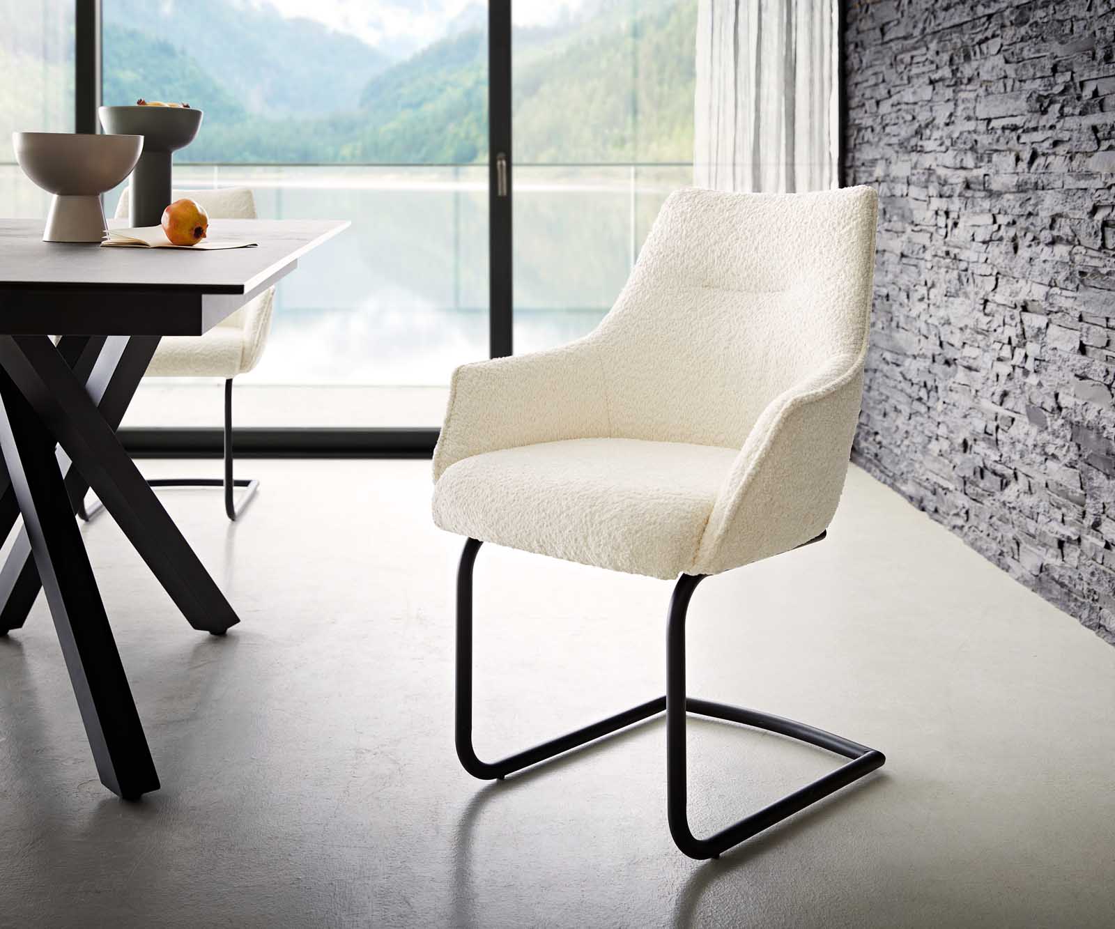 Cantilever Alja-Flex avec accoudoirs bouclé blanc pied cantilever rond noir ressorts ensachés